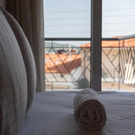 Sithoniars 2nd Floor Center With Amazing Seaview Lejlighed *