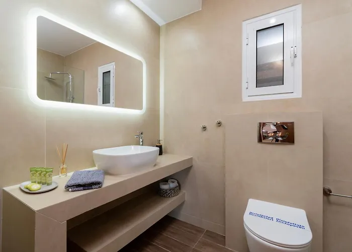 Sithoniars 2nd Floor Center With Amazing Seaview *