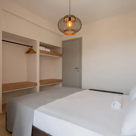 Sithoniars 2nd Floor Center With Amazing Seaview 아파트 *