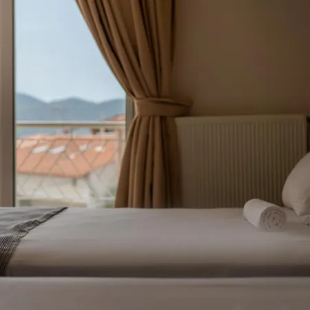 아파트 Sithoniars 2nd Floor Center With Amazing Seaview